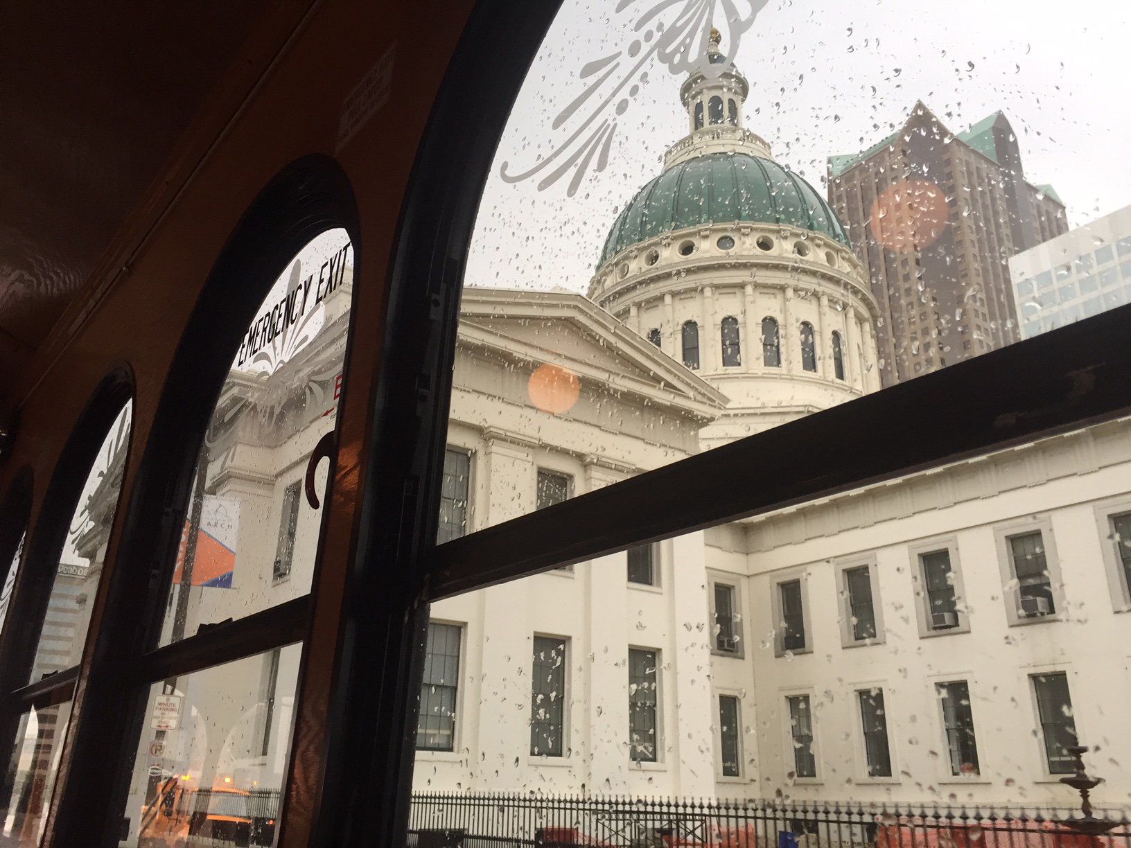 Old Courthouse from St. Louis Fun Tours trolley